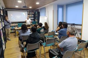 El COPIB acoge un taller sobre Inteligencia Artificial y Psicología para analizar su impacto y aplicaciones en el ejercicio profesional